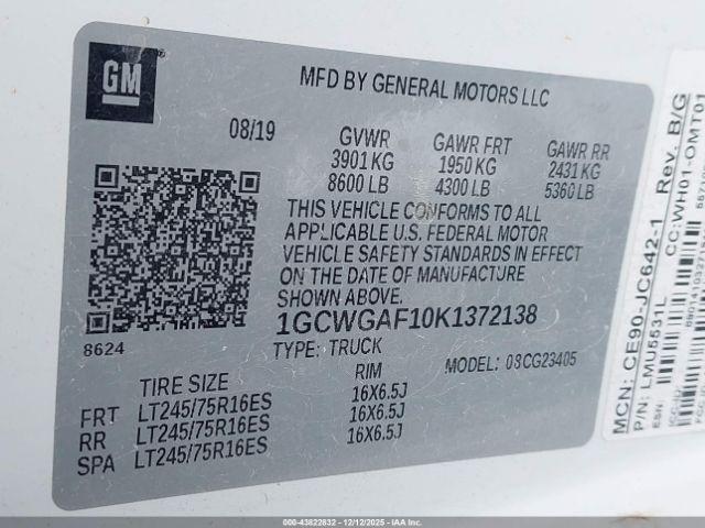 Chevrolet Express Work Van Image 6