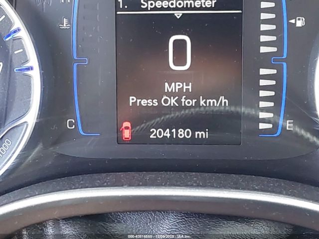 Chrysler Pacifica Touring Plus Image 2